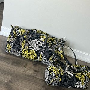 Set ! Bundle Vera Bradley duffles. Jumbo and Small